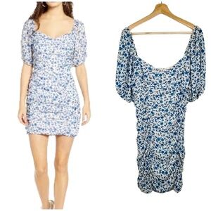 All in Favor Women's Blue and White Floral Ruched Mini Dress  Size L half sleeve